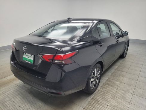 Used 2025 Nissan Versa SV FWD image 9