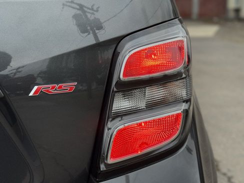 Used 2020 Chevrolet Sonic LT w/ Convenience Package FWD image 24