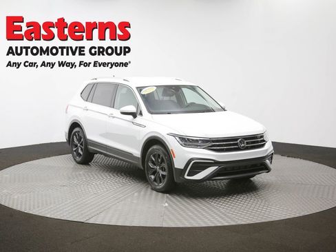 Used 2024 Volkswagen Tiguan SE FWD image 49