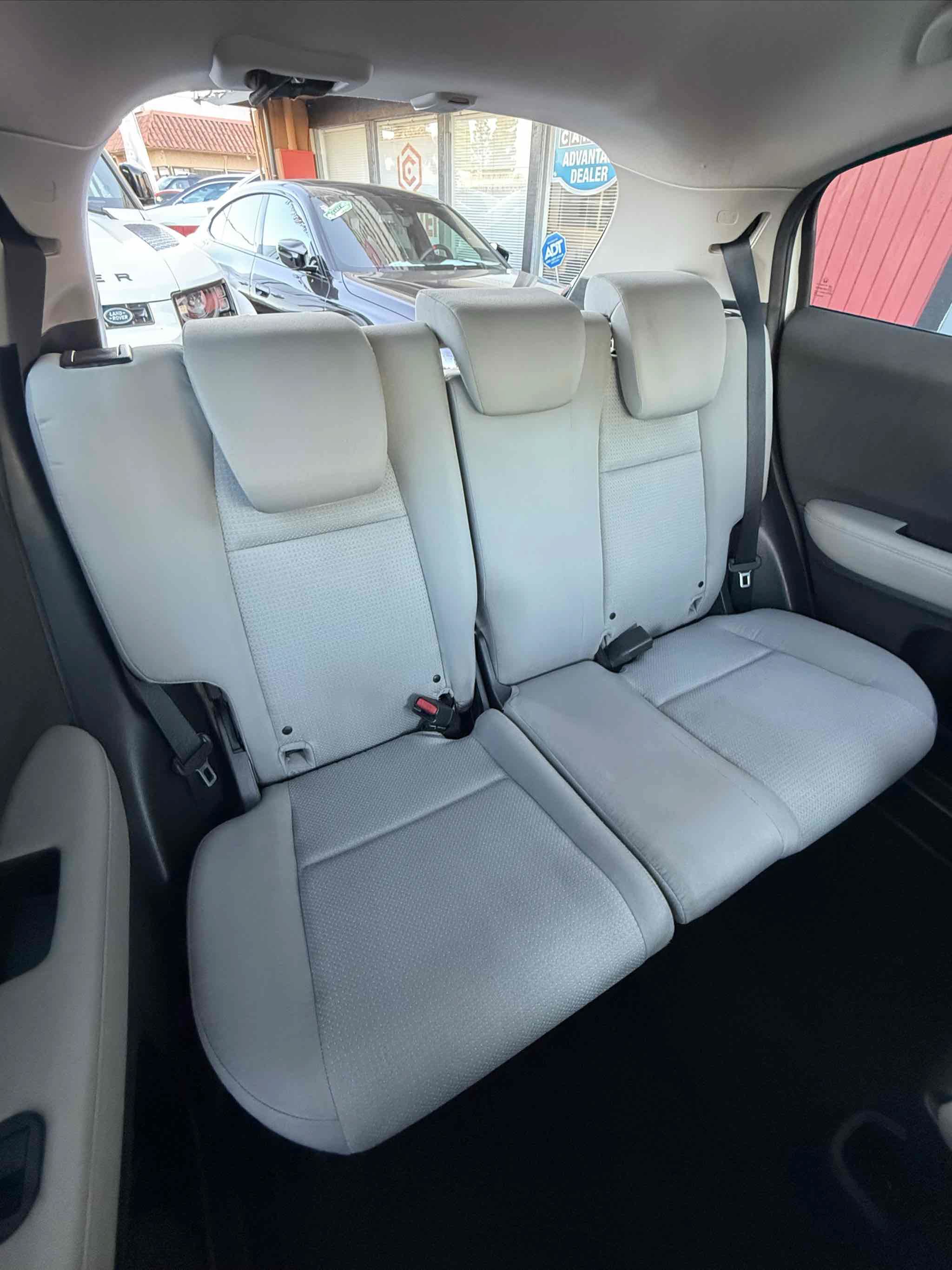 Used 2020 Honda HR-V LX image 18