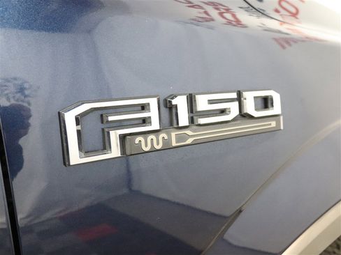 Used 2018 Ford F150 King Ranch w/ Equipment Group 601A Luxury AWD/4WD image 32