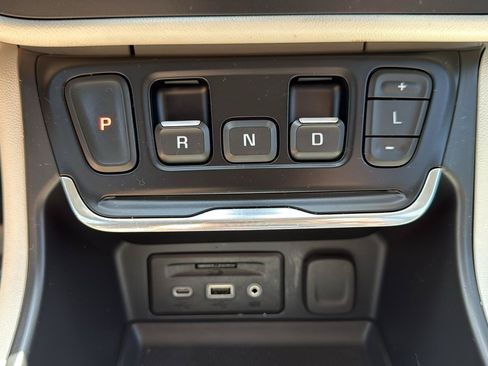 Used 2020 GMC Terrain Denali w/ Denali Premium Package AWD/4WD image 33