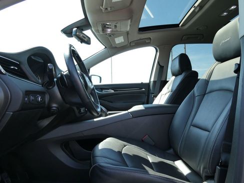 Certified 2021 Buick Enclave Avenir w/ Avenir Technology Package image 25