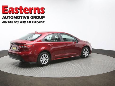Used 2025 Toyota Corolla LE FWD image 41