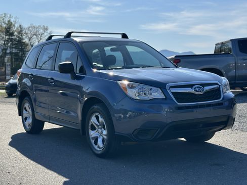 Used 2014 Subaru Forester 2.5i image 1