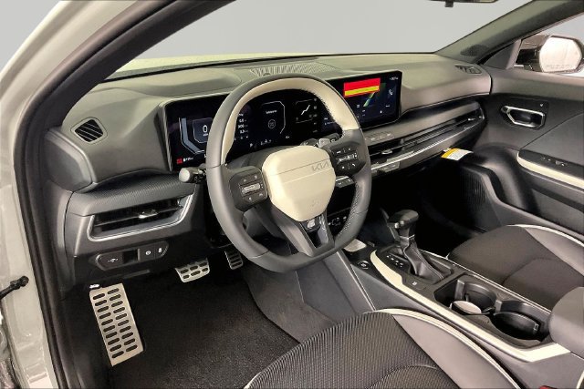 New 2027 Kia K4 GT-Line Turbo FWD image 8