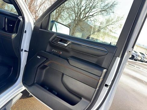 Used 2023 GMC Sierra 1500 AT4 w/ Technology Package image 16