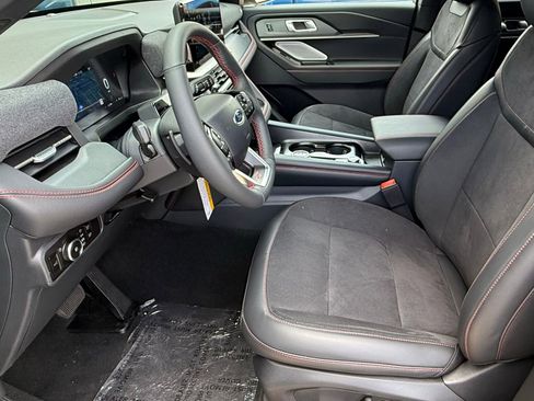 Used 2025 Ford Explorer ST w/ Sun And Sound Package AWD/4WD image 12
