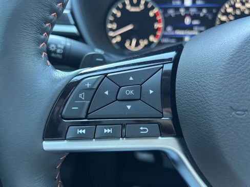 Used 2024 Nissan Altima 2.0 SR image 27