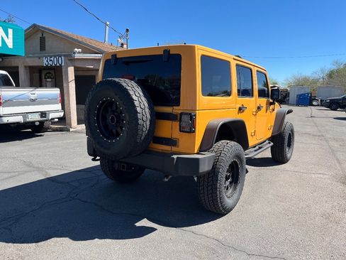Used 2012 Jeep Wrangler Unlimited Rubicon w/ Connectivity Group image 52