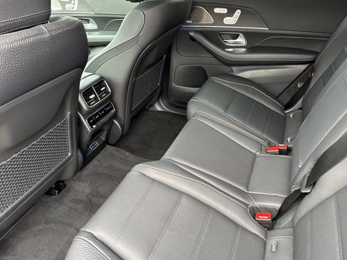 New 2026 Mercedes-Benz GLS 450 4MATIC image 11