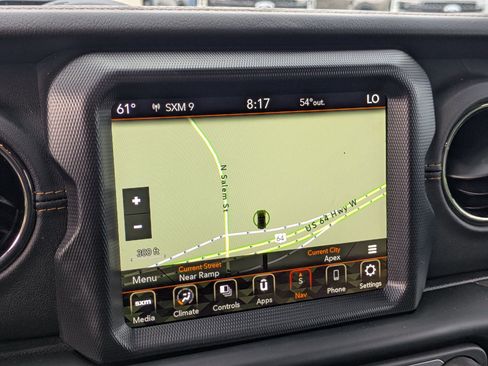 Used 2023 Jeep Wrangler Unlimited Sahara AWD/4WD image 23