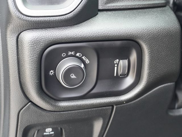 Used 2026 RAM 1500 Tradesman RWD image 27