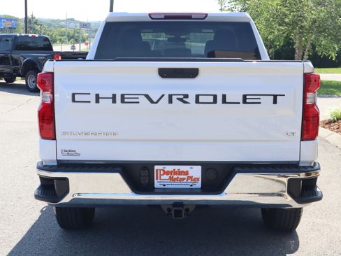 Used 2021 Chevrolet Silverado 1500 LT RWD image 8