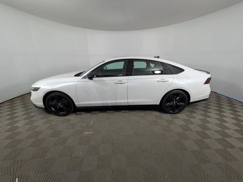 Used 2023 Honda Accord Sport image 17