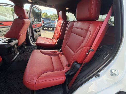 Used 2025 Toyota Sequoia TRD Pro AWD/4WD image 21