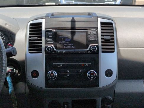 Used 2016 Nissan Frontier SV RWD image 17