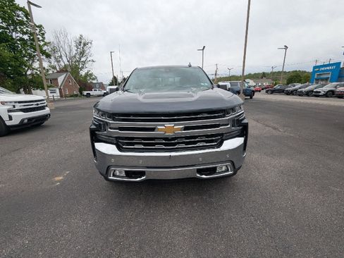 Used 2021 Chevrolet Silverado 1500 LTZ w/ LTZ Premium Package AWD/4WD image 10