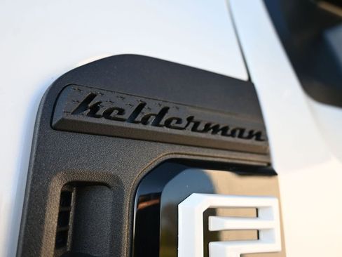 New 2026 Ford F350 Platinum w/ FX4 Off-Road Package AWD/4WD image 17