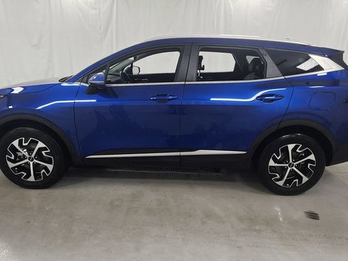 Used 2025 Kia Sportage EX AWD/4WD image 6