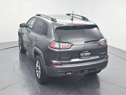 Used 2019 Jeep Cherokee Trailhawk AWD/4WD image 59