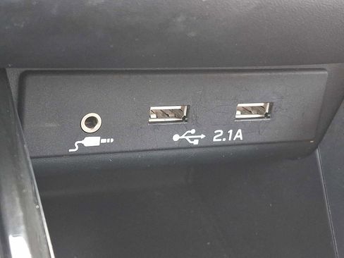 Used 2021 Subaru Outback Limited image 21