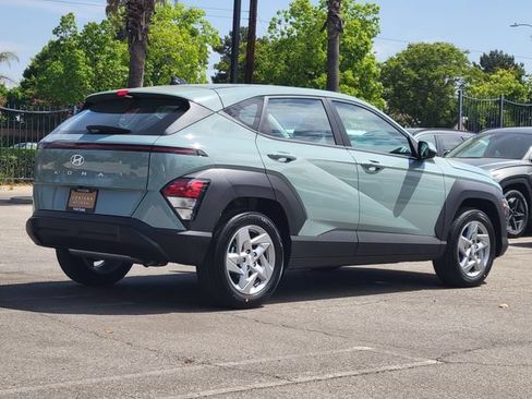 New 2027 Hyundai Kona SE FWD image 4