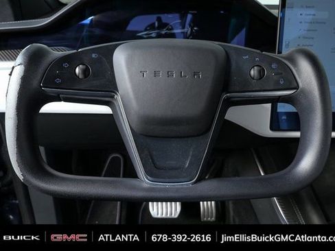 Used 2022 Tesla Model X Plaid image 9