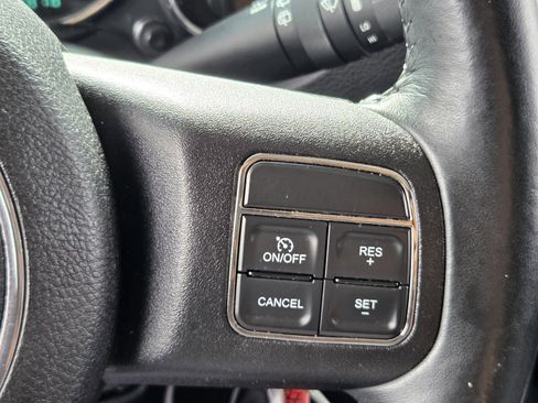 Used 2013 Jeep Wrangler Sport image 22