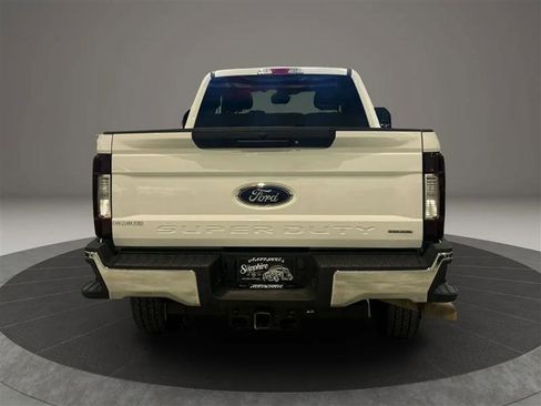 Used 2019 Ford F350 XLT w/ XLT Value Package AWD/4WD image 4