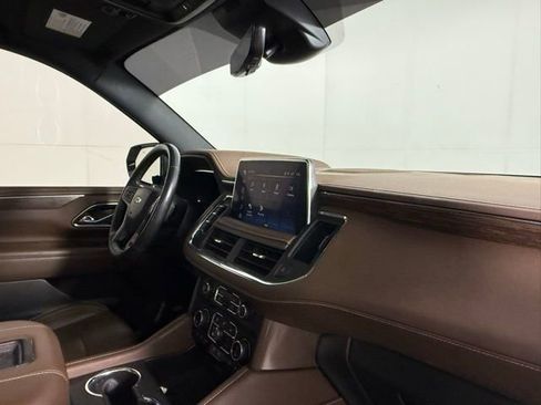 Used 2023 Chevrolet Suburban High Country w/ Premium Package 2 RWD image 35