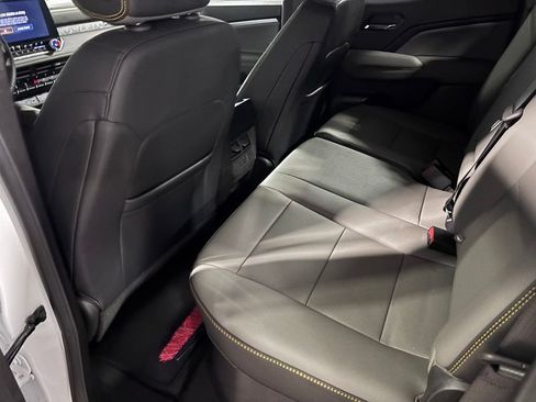 Used 2026 Chevrolet Colorado ZR2 w/ Technology Package image 12