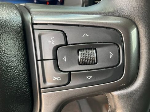 Used 2023 Chevrolet Silverado 1500 High Country w/ Z71 Off-Road Package AWD/4WD image 11