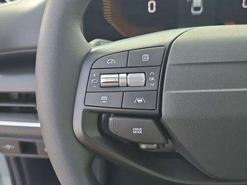 New 2025 Kia K4 LXS image 32