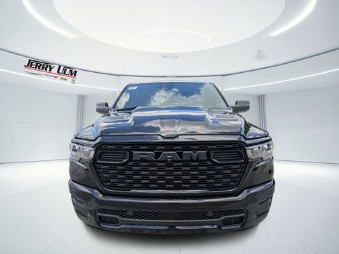New 2026 RAM 1500 Express AWD/4WD image 8