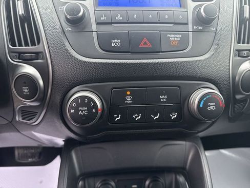 Used 2015 Hyundai Tucson GLS image 17