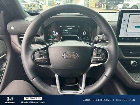 Used 2025 Ford Explorer Platinum w/ Ultimate Package AWD/4WD image 22
