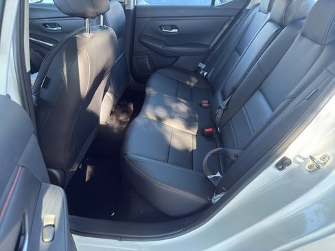 New 2025 Nissan Sentra SR image 31