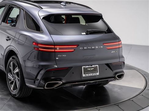 New 2026 Genesis GV70 3.5T Sport Advanced image 29