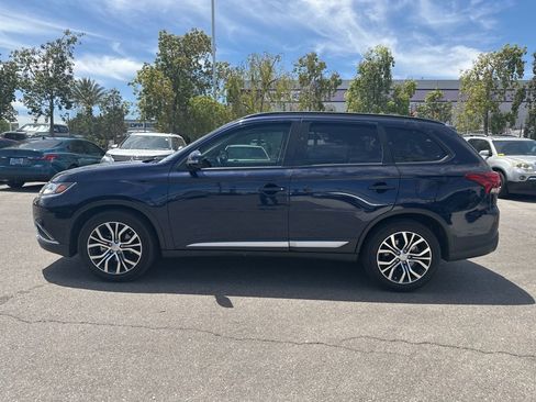 Used 2016 Mitsubishi Outlander SEL FWD image 9