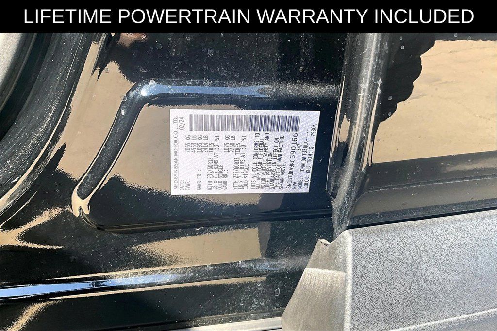 Used 2024 Nissan Rogue SV FWD image 28
