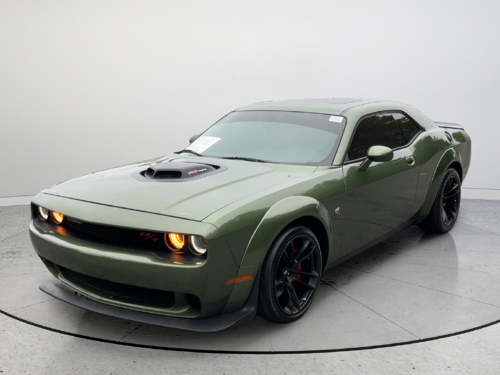 Used 2022 Dodge Challenger R/T Scat Pack RWD image 4