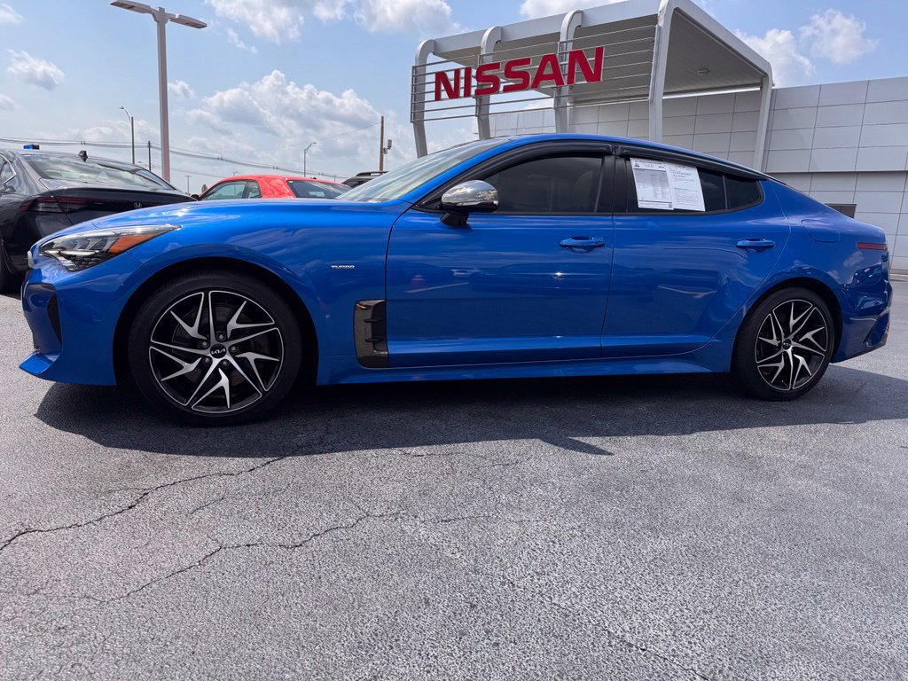 Used 2022 Kia Stinger GT-Line w/ Sun & Sound Package AWD/4WD image 2