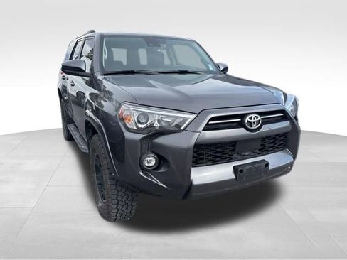 Used 2023 Toyota 4Runner SR5 AWD/4WD image 7
