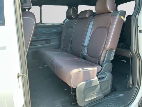 New 2025 Volkswagen ID. Buzz Pro S image 12