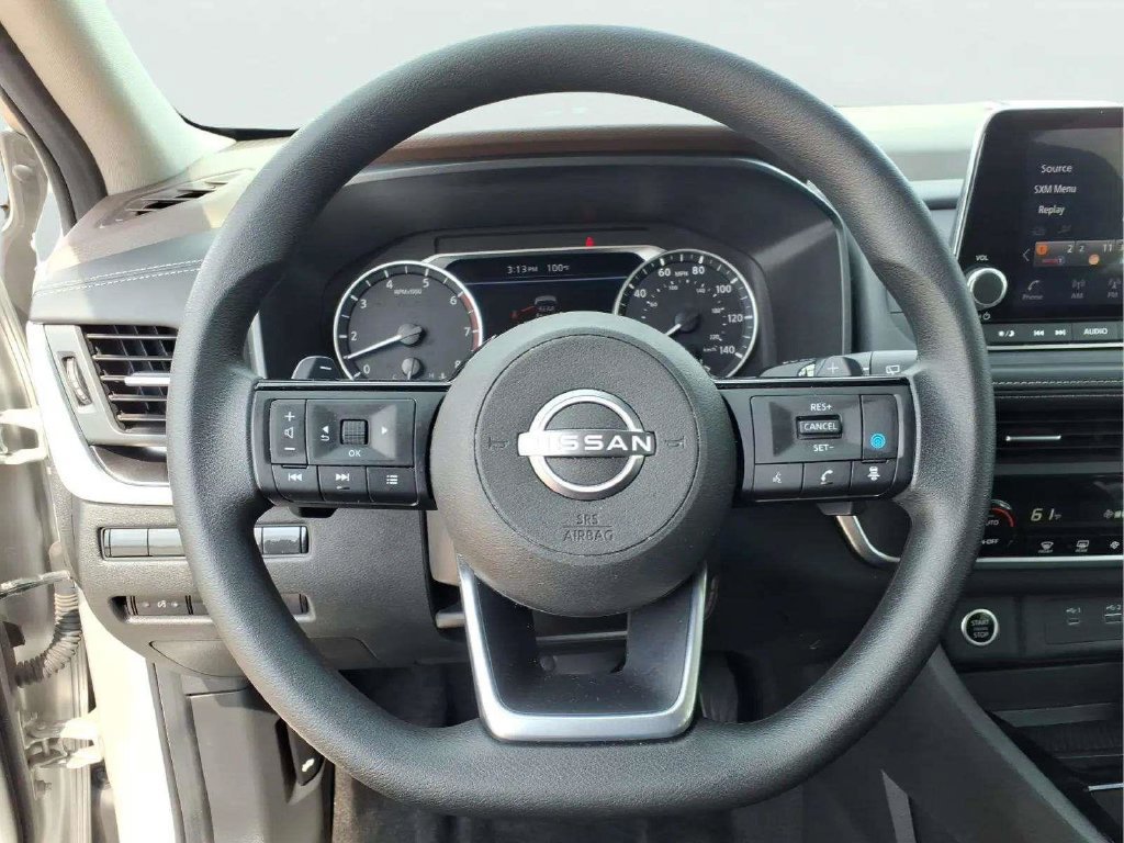 Used 2023 Nissan Rogue SV FWD image 18