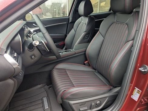 New 2026 Genesis G70 3.3T Sport Prestige image 9