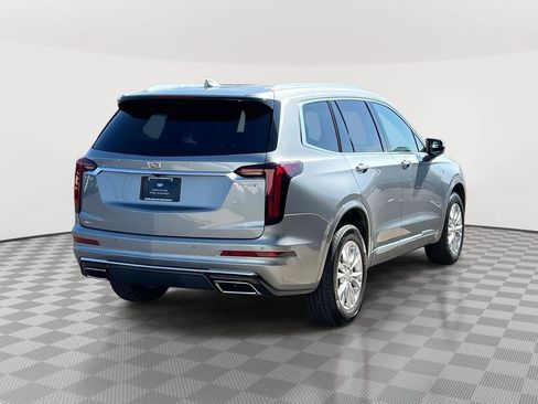 Certified 2025 Cadillac XT6 Luxury AWD/4WD image 4
