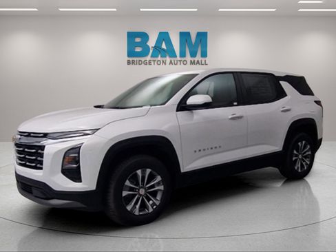 New 2026 Chevrolet Equinox LT w/ Convenience Package II image 3