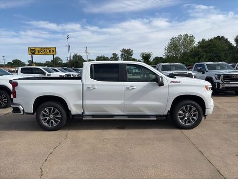 New 2026 Chevrolet Silverado 1500 RST AWD/4WD image 7